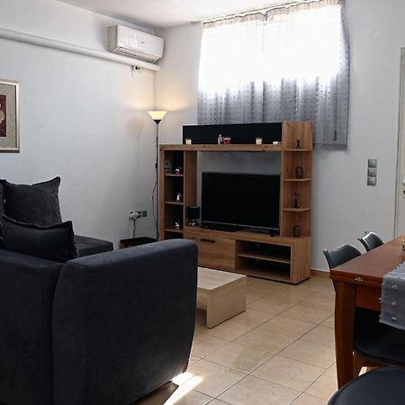 Oasis Lower Ground Floor Apartment アルゴス エクステリア 写真