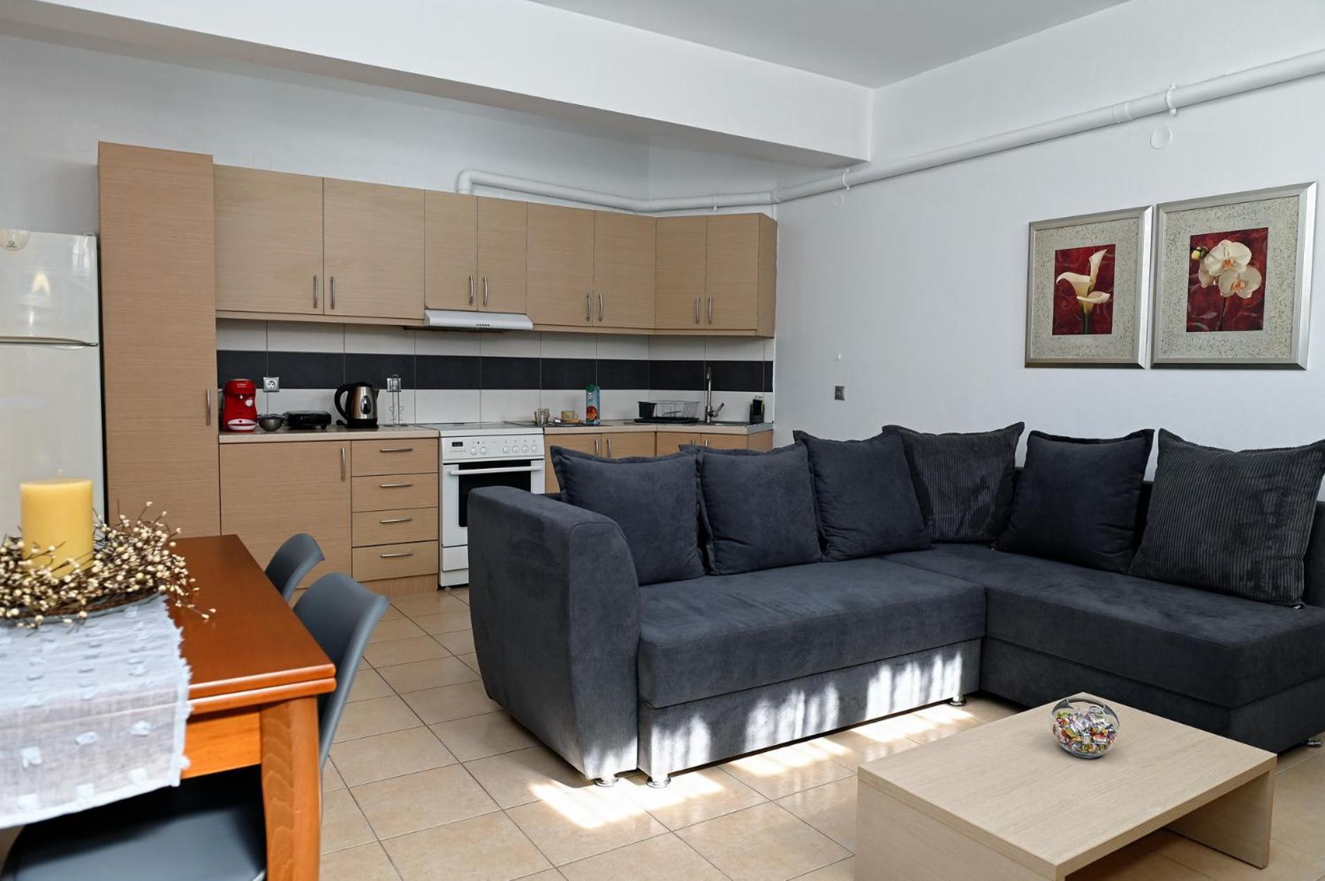 Oasis Lower Ground Floor Apartment アルゴス エクステリア 写真